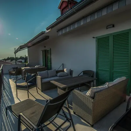 Gambera Апартаменты